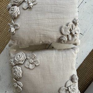 PAIR | POTTERY BARN LINEN FLORAL PILLOWS | EUC